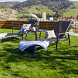 Polohovací zahradní lehátko, černá/šedá, ATREO