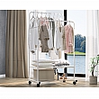 Dvouřadý pojízdný věšák, s policemi, bílá, RAINER